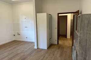 Renovierte und teilmöblierte 1-Zimmer Wohnung nahe U-Bahn Station – Kreutzerstrasse 49, 90439 Nürnberg – Vorschaubild 3