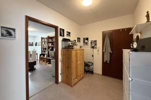 Gut geschnittene 2 Zi-Wohnung inkl. Stellplatz - zentrale Wohnlage! – 63069 Klinikum Offenbach, Offenbach am Main – Vorschaubild 3