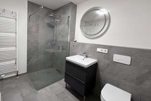 Exklusive 2-Zimmer Wohnung nähe Killesberg - Vollmöbiliert mit Tiefgaragenstellplatz – Maybachstr. 18, 70469 Bahnhof Feuerbach, Stuttgart – Vorschaubild 6