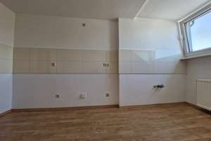 Gepflegte, renovierte 3,5 Zimmer Wohnung (Provisionsfrei) für 2-3 Personen im Zentrum von Düsseldorf – Die vollständige Adresse der Immobilie erhältst du vom Anbieter., 40215 Friedrichstadt, Düsseldorf – Vorschaubild 12