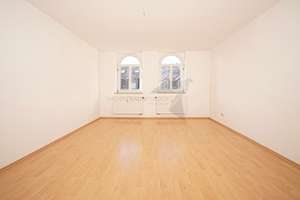 !! Wohnen am Küchwald !! Helle 2 Raum DG-Wohnung mit Einbauküche und Tageslichtbad – Dorotheenstraße 22, 9113 Schloßchemnitz, Chemnitz – Vorschaubild 3