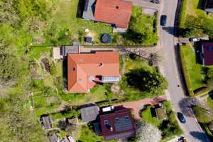 Ein Bungalow - unzählige Möglichkeiten: Großzügiges Zweifamilienhaus -  traumhaftes Grundstück! – Die vollständige Adresse der Immobilie erhältst du vom Anbieter., 23562 Sankt Jürgen, Lübeck – Vorschaubild 3