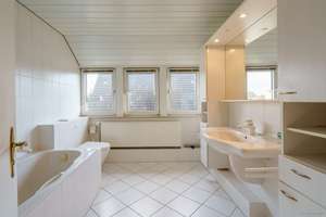 Einfamilienhaus mit großzügigem Grundstück – ideal für Paare oder kleine Familien – Dunckernbek 17, 23701 Eutin – Vorschaubild 15