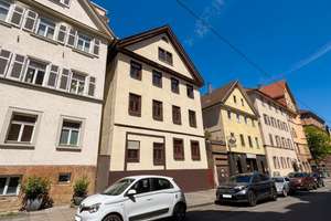 Historisches, MODERNISIERTES, Mehrfamilienhaus in Citylage als attraktive Anlagemöglichkeit – Die vollständige Adresse der Immobilie erhältst du vom Anbieter., 70182 Oberer Schlossgarten, Stuttgart – Vorschaubild 2