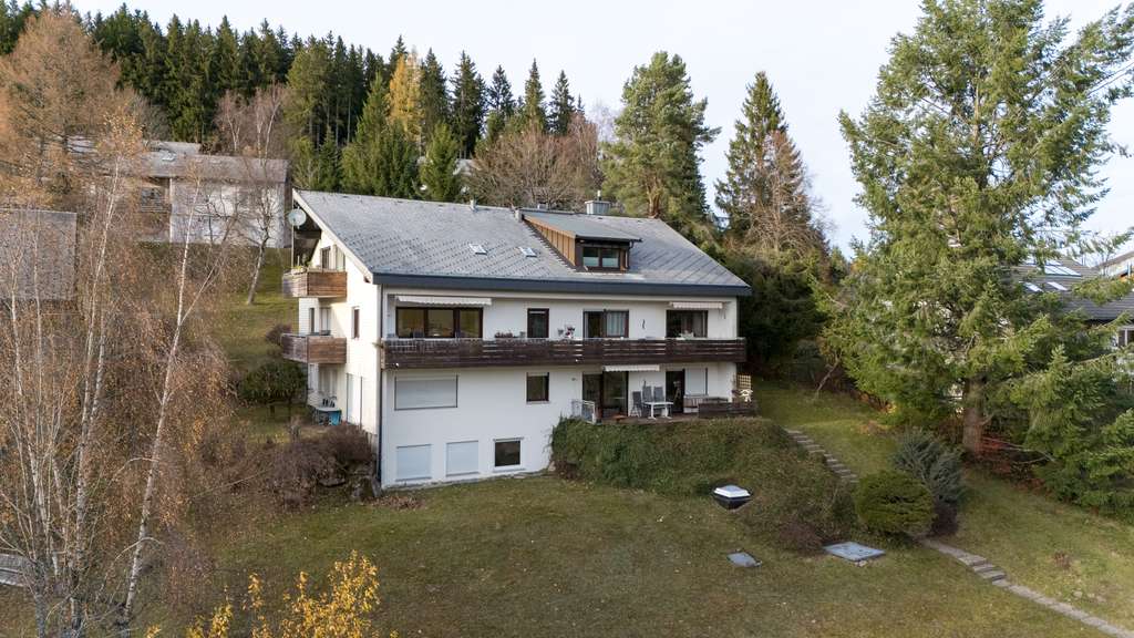 Immobilie in Schönwald im Schwarzwald - Apartment in Top-Lage
1-Zimmer Ferienapartment direkt am Dobel-Skilift - Bild 1