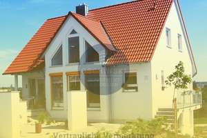 + Doppelhaushälfte Erfurt Hochheim + Neubau 2006 + Lichtdurchflutet + mod. Ausstattung + D6756