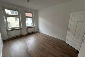Frisch sanierte 2-Zimmer-Wohnung mit Balkon sucht neuen Mieter! – Otto-Richter-Straße 33a, 39116 Sudenburg, Magdeburg – Vorschaubild 2