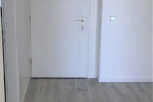 Bemerode, Bindingweg, vermietete 2 Zi-ETW, 62 m², Balkon mit Fernblick,  7. OG, Stellplatz – Bindingweg 1, 30559 Bemerode, Hannover – Vorschaubild 11
