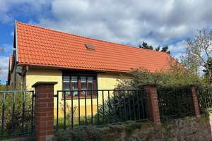 Charmantes Einfamilienhaus mit rustikalem Flair, Gartenidylle und viel Gestaltungspotential! – Die vollständige Adresse der Immobilie erhältst du vom Anbieter., 6198 Brachwitz – Vorschaubild 1