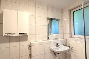 Komfortables Wohnen ab 60 – 2,5-Zimmer-Wohnung mit Aufzug, Stellplatz und Loggia – Rohrackerstr. 168, 70329 Hedelfingen (Ortsteil), Stuttgart – Vorschaubild 11