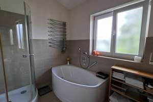 Traumhafte 4-Zimmer-Penthouse-Wohnung mit großer Dachterrasse in ruhiger, grüner Lage in Laim – Die vollständige Adresse der Immobilie erhältst du vom Anbieter., 80689 Sankt Ulrich, München – Vorschaubild 12