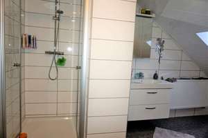 Sehr gepflegtes, renoviertes 3-FH mit 5 Balkons und wunderschönem Fernblick, 3 Garagen mit Stellplät – Die vollständige Adresse der Immobilie erhältst du vom Anbieter., 66955 Pirmasens, Pirmasens – Vorschaubild 11