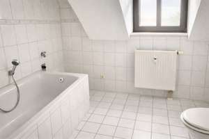 schöne vermietete Maisonettewohnung in Chemnitz – Die vollständige Adresse der Immobilie erhältst du vom Anbieter., 9130 Zentrum, Chemnitz – Vorschaubild 4