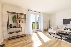 Neu renoviert, toll möbliert, 2-Zimmer mit SW-Balkon, Tageslichtbad und Fernblick! – Gasteiner Straße 15, 1279 Laubegast, Dresden – Vorschaubild 4