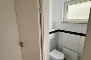 Erstbezug nach Sanierung – Charmantes Reihenhaus mit Garage in Niederstetten – Rebenweg 20, 97996 Niederstetten – Vorschaubild 12