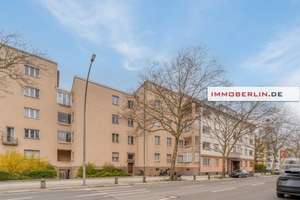 IMMOBERLIN.DE - Ersteinzug nach Sanierung: Stilvolle Altbauwohnung mit Südwestloggia – Die vollständige Adresse der Immobilie erhältst du vom Anbieter., 12169 Steglitz, Berlin – Vorschaubild 12