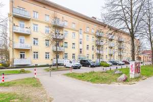 Property thumbnail 12