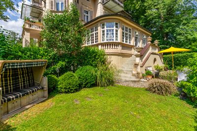 Altbau - Villenetage auf ca. 235 m² mit wunderschönem Garten
