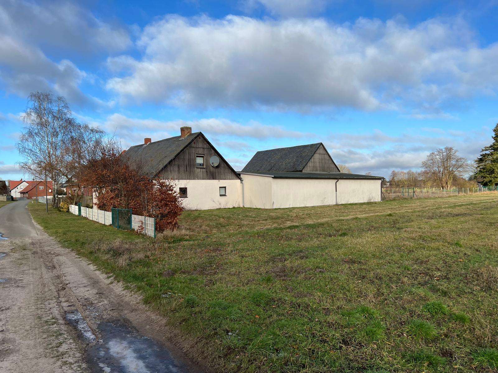 Riesiges Grundstück in Fast-Alleinlage mit Ausbaupotenzial und förderfähig, Stendal Kreis – Bild 3