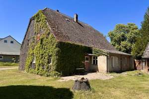 HORN IMMOBILIEN ++ ein Haus bei Brüssow, mit viel Platz und einem großen Garten in sehr ruhiger Lage – Die vollständige Adresse der Immobilie erhältst du vom Anbieter., 17326 Brüssow – Vorschaubild 14