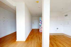 Charmante 1-Zimmer-Dachgeschosswohnung mit Weitblick über einen grünen Park sowie die Dahme! – Die vollständige Adresse der Immobilie erhältst du vom Anbieter., 12527 Grünau, Berlin – Vorschaubild 2