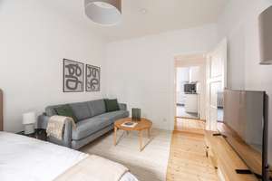 Beeindruckende 1-Zimmer Wohnung in Wedding - voll möbliert – Müllerstraße 122, 13349 Wedding, Berlin – Vorschaubild 4