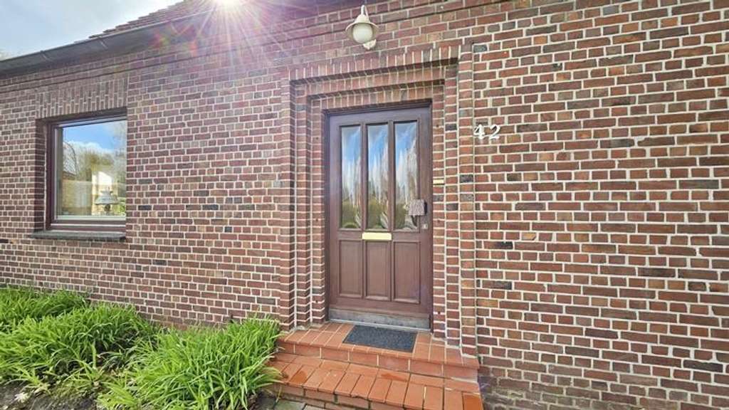 Immobilie in Deinstedt - immo-schramm.de: Gepflegtes Wohnhaus mit Garage - Bild 2