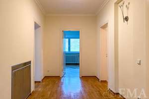 Großzügiges Zweifamilienhaus auf traumhaftem Gartengrundstück in Berlin-Frohnau – Die vollständige Adresse der Immobilie erhältst du vom Anbieter., 13465 Frohnau, Berlin – Vorschaubild 6
