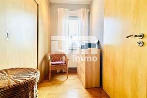 Ein- bis Zweifamilienhaus mit 2 Terrassen, Garage und angelegtem Gartenbereich – Die vollständige Adresse der Immobilie erhältst du vom Anbieter., 34266 Niestetal – Vorschaubild 16