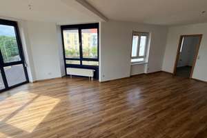 Attraktive 3-Zimmer-Wohnung mit Erker und bodentiefen Fenstern im 2. OG mit Aufzug * ab sofort frei – Die vollständige Adresse der Immobilie erhältst du vom Anbieter., 66113 Malstatt, Saarbrücken – Vorschaubild 3