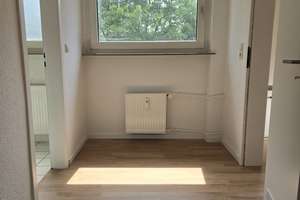 Renovierte 2-Zimmer-Wohnung inkl. Ankleideraum – Die vollständige Adresse der Immobilie erhältst du vom Anbieter., 51381 Quettingen, Leverkusen – Vorschaubild 6