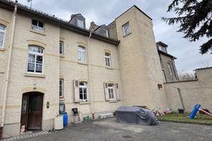 Dreifamilienhaus mit gut ausgestatteten Wohnungen und soliden Mietern – Die vollständige Adresse der Immobilie erhältst du vom Anbieter., 65203 Mainz-Amöneburg, Wiesbaden – Vorschaubild 2