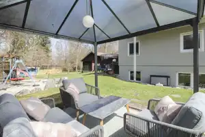 Richtig zuhause: Gepflegtes Einfamilienhaus mit Garten, einer Garage und 3 Freistellplätzen! – Starnberg (Kreis) – Vorschaubild 22
