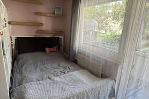 Zentrale 1- Raumwohnung mit Balkon