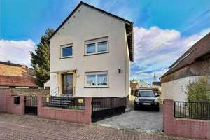 Kleines Zuhause mit großem Erweiterungspotenzial! – Die vollständige Adresse der Immobilie erhältst du vom Anbieter., 67105 Schifferstadt – Vorschaubild 2