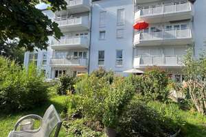 TOP Renditeobjekt mit ca. 3,52 %, sonnigem Balkon, Lift & Tiefgaragenstellplatz