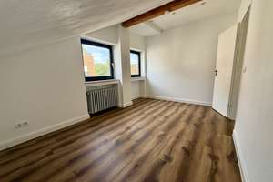 Stilvoll saniert: Helle 2-Zimmer-Wohnung mit Balkon in Düsseldorf-Rath – 40470 Rath, Düsseldorf – Vorschaubild 8