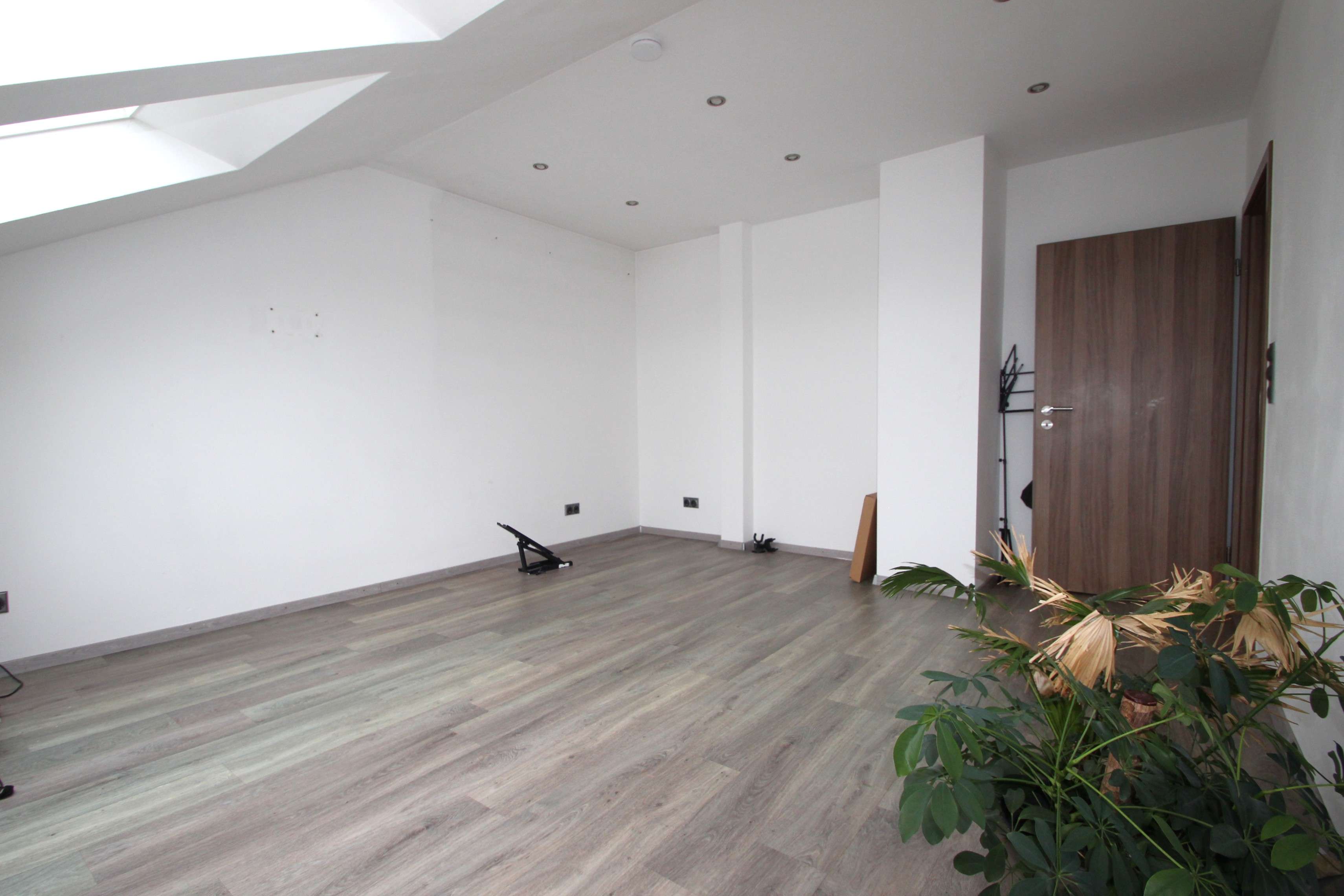 Immobilie in Kronberg - Moderne Wohnung mit viel Platz und toller Raumaufteilung! - Bild 11