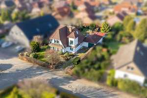 Außergewöhnliches Einfamilienhaus mit Türmchen in ruhiger Lage von Hage – Aurich (Kreis) – Vorschaubild 10