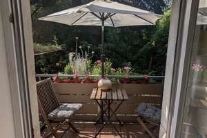 Großzügige 3‑Zimmer‑Altbauwohnung mit Balkon & Gartenmitnutzung in Karlsruhe‑Oststadt – Die vollständige Adresse der Immobilie erhältst du vom Anbieter., 76131 Oststadt, Karlsruhe – Vorschaubild 10