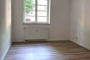 * Singlewohnung * Balkon * EINBAUKÜCHE * Badezimmer * Stellplatz * FREI – Zeißstraße 73, 9131 Hilbersdorf, Chemnitz – Vorschaubild 5