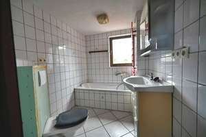 Urgemütliches Einfamilienhaus mit viel Potenzial – Ihr Zuhause zum Wohlfühlen ! – Die vollständige Adresse der Immobilie erhältst du vom Anbieter., 56244 Hahn am See – Vorschaubild 6