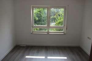 Sonnige, verkehrsgünstige, moderne 2-Zimmer-Wohnung mit Blick ins Grüne in Uni-Nähe – Hessenlauweg 6, 70569 Dachswald, Stuttgart – Vorschaubild 5