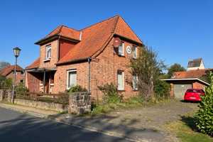Verwandeln Sie Ihre Träume - Einfamilienhaus für Sanierer und Bauplatz für Doppelhaus – Lüneburg (Kreis) – Vorschaubild 1