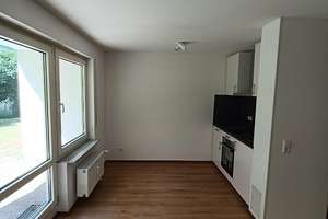 1,5-Zimmer-Wohnung mit Einbauküche, Terrasse in begrünter Hinterhauslage in der Pforzheimer Oststadt – Gymnasiumstraße 100, 75175 Oststadt, Pforzheim – Vorschaubild 3