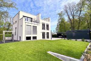Private Seevilla am Kalksee/Woltersdorf | Bauhausarchitektur mit Bootssteg, Dachterrasse & Sauna – Die vollständige Adresse der Immobilie erhältst du vom Anbieter., 10119 Mitte (Ortsteil), Berlin – Vorschaubild 11