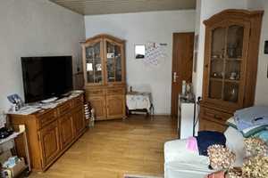 Preiswertes 6-Raum-Fachwerkhaus mit Burgblick in Langgöns – Aulbachstraße 29, 35428 Gießen (Kreis) – Vorschaubild 3