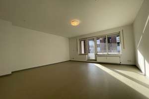 Helle Balkon-Wohnung, 2 Bäder, Tiefgaragenstellplatz + Gartenblick – Die vollständige Adresse der Immobilie erhältst du vom Anbieter., 30539 Bemerode, Hannover – Vorschaubild 16