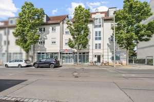 Helle 3-Zimmer-Wohnung mit großzügiger Dachterrasse in Leipzig-Knautkleeberg – Die vollständige Adresse der Immobilie erhältst du vom Anbieter., 4249 Knautkleeberg-Knauthain, Leipzig – Vorschaubild 2