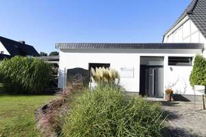 " Work & Life " unter einem Dach ! Edles  Landhaus  in allerbester Qualität und Top Lage ... – Die vollständige Adresse der Immobilie erhältst du vom Anbieter., 29683 Bad Fallingbostel – Vorschaubild 9